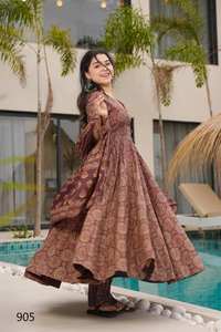 Magnifique robe Anarkali indienne pakistanaise en coton Mal, tissu fantaisie imprimé numériquement, pour mariage, décontractée, traditionnelle, vêtements pour femmes - Product Image 4