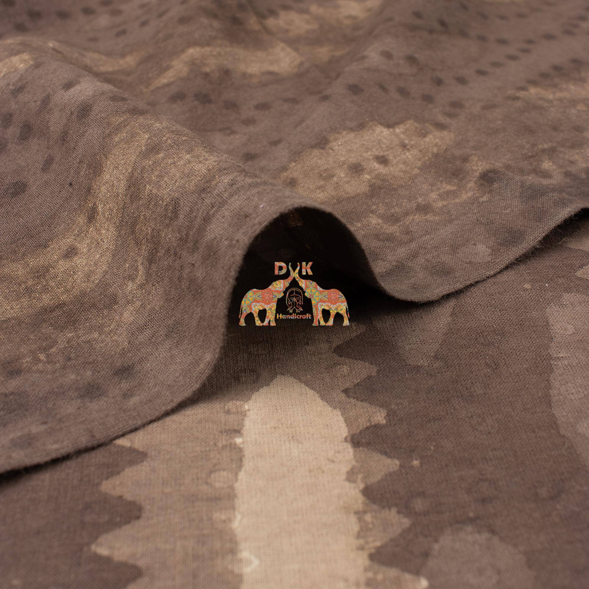 สีน้ำตาล