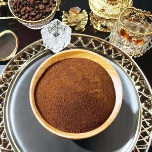 Café instantáneo soluble en polvo, secado por pulverización, en caja de 20 kg, de Vietnam OEM, para distribuidores. Sabor a tierra y madera, estilo vietnamita. - Product Image 1