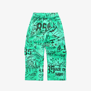 Conjunto Deportivo de Sudadera con Capucha y Pantalones Deportivos Estampados en Verde - Product Image 3