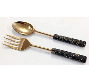 ชุดอุปกรณ์ในห้องครัวทำจากสเตนเลสชุบทอง,ชุดช้อนส้อมอุปกรณ์ทำสลัดเซิร์ฟเวอร์ทำจากเรซิ่นมีด้ามจับสำหรับอาหารเย็น - Product Image 6