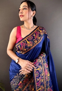 Sari en soie pure Kanjivaram tissé traditionnel KV (bleu) pour les fêtes - Product Image 2