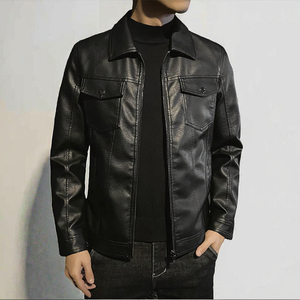 Chaqueta de cuero PU para hombre, negra, suave, de piel sintética, estilo motociclista, con cuello alto y bolsillos. - Product Image 1