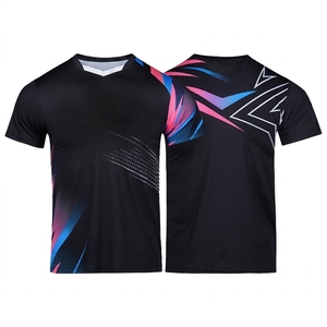 Camiseta de Tenis Sublimada con Cuello en V para Hombre, Manga Corta, Transpirable, Ajustada, de Malla, Diseño Degradado, para Todas las Temporadas - Product Image 1