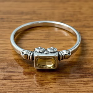 Bague en citrine 1,8 grammes, accessoire de bijouterie élégant - Product Image 3