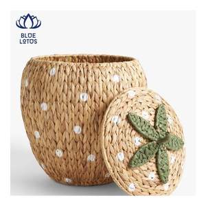 Panier en jacinthe d'eau de qualité supérieure, tissé à la main, organisateur en fibres naturelles pour le rangement des couvertures et la décoration intérieure, durable - Product Image 4