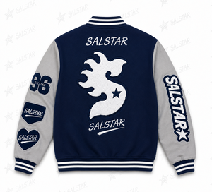 Veste universitaire personnalisée pour homme, veste de baseball en laine bleue avec manches en cuir gris et patch brodé, style bomber - Product Image 4