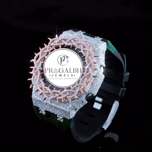 นาฬิกาเพชร Pragalbh Jewels รุ่น Iced Out Thorn Bezel หรูหรา สายสแตนเลสสตีลและยาง สำหรับผู้ชาย ผู้หญิง งานปาร์ตี้ นาฬิกาโมอิสซาไนต์ - Product Image 6