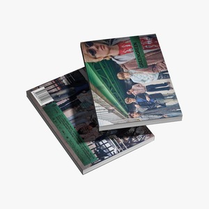 Album EP de musique pop coréenne avec photobook, emballage en papier et plastique pour tous les âges - Product Image 3