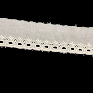 Dentelle brodée en coton à motifs floraux élégants, directement de l'usine – Bordure blanche de haute qualité pour Saree, Dupatta et vêtements de boutique - Product Image 2