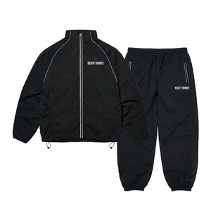 Conjunto Deportivo Rexfit Personalizado para Hombre, Chaqueta Cortavientos de Nailon Reflectante con Cremallera Completa y Pantalones Cortos, Conjunto Deportivo al por Mayor - Product Image 1