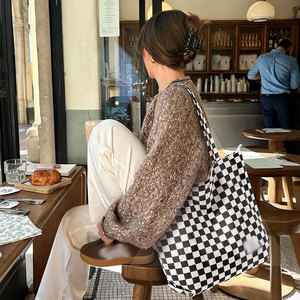 Sacs fourre-tout d'extérieur fabriqués avec les meilleurs matériaux, sacs fourre-tout personnalisés avec votre propre design pour adultes - Product Image 5