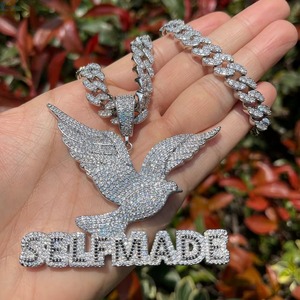 Pendentif Lettre Personnalisée Oiseau en Vol en Argent 925 Moissanite Iced Out Hip Hop, Breloques Personnalisées Bicolores avec Initiale - Product Image 2