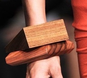 Bracelets ethniques en bois de qualité supérieure, bijoux élégants en bois pour femmes, collection de mode traditionnelle - Product Image 4