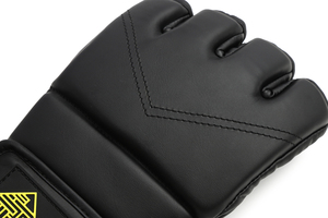 Guantes de MMA de cuero sintético de calidad premium personalizados, mitones de medio dedo para grappling, sparring y entrenamiento para hombres y mujeres - Product Image 3