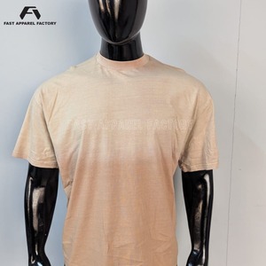 เสื้อยืดพรีเมียมผู้ชายแบบ Acid Wash ออกแบบด้วยผ้าฝ้ายเนื้อนุ่ม น้ำหนักเบา ระบายอากาศได้ดี เหมาะสำหรับสตรีทแวร์ และสามารถใส่โลโก้แบบกำหนดเองได้ - Product Image 6