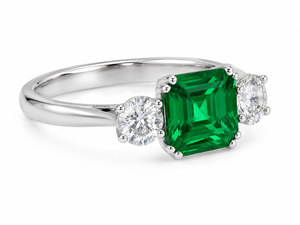 Anillo de Tres Piedras con Gema Verde Corte Asscher y Detalles Laterales de Diamantes Redondos para Mujer en Oro de 10K, 14K, 18K y Plata 925, 935 - Product Image 2