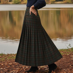 กระโปรงยาวลายสก็อตแบบดั้งเดิมสำหรับผู้หญิง มีให้เลือกมากกว่า 50 ลาย - Product Image 1
