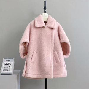 Abrigo de Felpa Marrón para Mujer, Chaqueta Casual Gruesa de Invierno con Cuello Vuelto, Frente Abierto y Bolsillos de Parche - Product Image 6