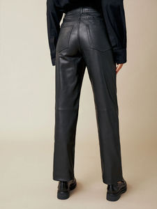 Pantalones de Cuero Genuino para Mujer, Suaves, Verdes y Negros, Estilo Holgado, Hechos a Medida con Alta Calidad - Product Image 5