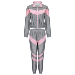 Conjunto Deportivo de 2 Piezas para Mujer, Chaqueta Cortavientos de Nailon Ligero con Capucha y Estampado, Personalizable con Logotipo, Impermeable, OEM, 2025 - Product Image 5