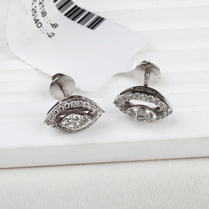 Pendientes de Oro Blanco Sólido de 14K con Diamantes Naturales Redondos y Halo de Marquesa Abierta, Joyería Fina, Memoria Jewels - Product Image 1