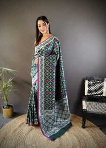 Precio al por Mayor para un Elegante Sari Indio Pakistaní, Ideal para Fiestas y Bodas, Ligero, de Seda Pura Lichi Suave de Alta Calidad - Product Image 4