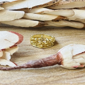 Anillo de Corona de Alta Demanda, Anillo Bohemio de Latón para Mujer, Chapado en Oro de 18k, Banda de Tiara, Joyería Gótica de Princesa, Anillo de Corona Vintage al por Mayor - Product Image 1