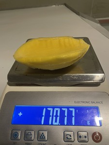 Mangue entière surgelée IQF, conservation de l'eau, découpe personnalisable, prix raisonnable, faible MOQ, emballage en vrac, Vietnam - Product Image 2