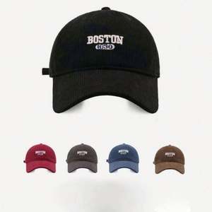 Gorra de Béisbol de Pana con 6 Paneles, Personalizada con Bordado Original del Logotipo de Boston, Letra Común, Estilo Dad Hat, Venta al Por Mayor - Product Image 1