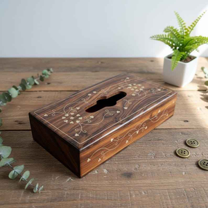 Porta pañuelos de madera maciza hecho a mano con bordes lisos para un uso seguro y elegante por Perfect Enterprises. - Product Image 2