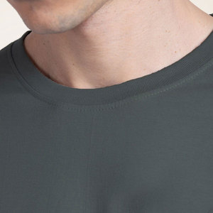 T-shirt à manches longues pour homme, col rond, couleur unie, coupe classique, jersey de coton, vêtement décontracté, tissu respirant, tricoté, pour la tenue quotidienne - Product Image 5