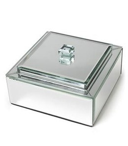 Caja de Almacenamiento de Joyas de Cristal con Perilla Cúbica, Acabado Brillante, Forro Suave, Organizador Decorativo para Recuerdos y Cosméticos - Product Image 1
