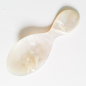 Cuillère à caviar artisanale vietnamienne en nacre, cuillère en coquillage naturel pour restaurants, maisons, événements - Product Image 4