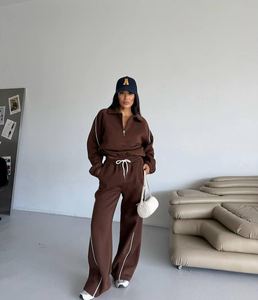 High Quality Women <b>Cropped</b> Tracksuit Regular Sweat Set OEM ODM Wholesale Custom Private Label Manufacturer Factory Discount - Product Image 3