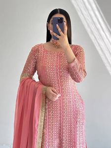 ชุดสูทสำเร็จรูป Fox Georgette พร้อมกางเกงปาลาซโซ่ทรงบานกว้าง 1.8 เมตร และเสื้อปักลายประดับเลื่อม สำหรับโชว์รูมเสื้อผ้าชาติพันธุ์ - Product Image 2