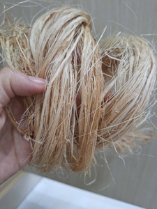 เส้นใยจากลำต้นกล้วยธรรมชาติ 100% สำหรับผลิตภัณฑ์ทำมือและการตกแต่ง - Product Image 2