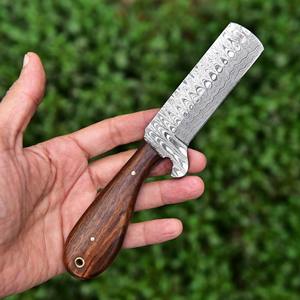 Cuchillo de Caza y Camping de Acero de Damasco Hecho a Mano, de Grado Industrial, con Mango de Madera y Hoja Recta de 8 Pulgadas - Product Image 2