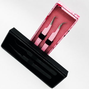 Ensemble de pinces professionnelles pour extensions de cils avec pointes courbées de précision et étui de rangement protecteur pour les artistes en extensions de cils - Product Image 4