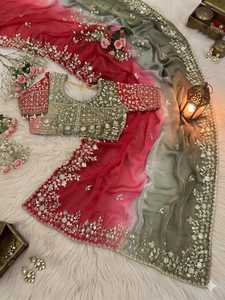 Satin de soie pur élégant pour tenue de mariée et de demoiselle d'honneur avec chemisier fantaisie exclusif – Sari féminin très vendu pour les festivals, qui attire l'attention - Product Image 4