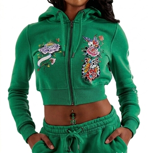 Sudadera con Capucha para Mujer, Estilo Urbano, Mezcla de Algodón Grueso Premium, Corte Corto y Amplio, Logotipo Personalizado con Serigrafía, 350GSM - Product Image 5