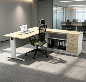 Escritorio Ejecutivo Moderno y Duradero con Superficie de Madera, Diseño Contemporáneo, Espacio de Trabajo de 6 Pies, Comercial, Ensamblaje DIY - Product Image 1