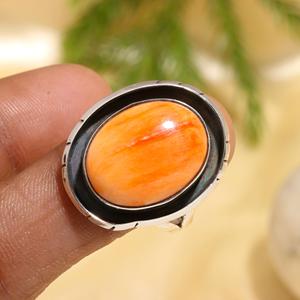 Anillo de Plata de Ley 925, Estilo Clásico, con Gema de Coral y Diamante de Corte Ovalado, para Aniversario de Bodas, Compromiso o Regalo - Product Image 3