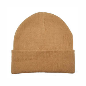Wholesale custom beanie with fine gauge knit for US apparel brands private label seasonal collections - Product Image 5