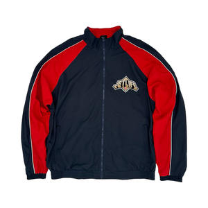 Chaqueta Acolchada Roja y Negra, Resistente al Viento, Gruesa, Impermeable, con Cuello Alto y Logotipo Frontal, para Entrenamiento en Equipo - Product Image 6