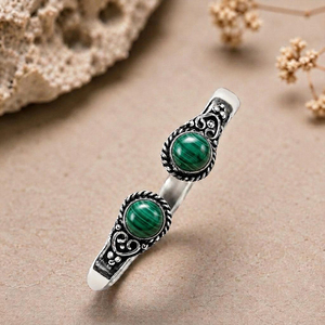 Bracelet manchette ajustable unisexe en laiton plaqué argent et or avec double pierre Aura Hydro Malachite, idéal pour cadeau, vente en gros - Product Image 3