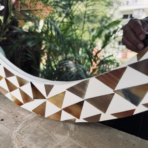 Espejo de Pared de Lujo Bone Infinity con Acabado Brillante, Incrustaciones de Hueso, Diseño Moderno, Ecológico, de la Mejor Calidad para el Hogar - Product Image 5