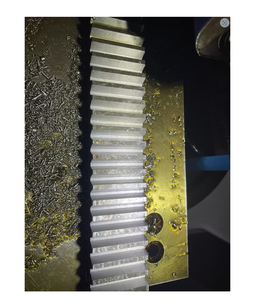 Machine à former les engrenages CNC 3 axes Shinohara SR2 pour le façonnage de précision des engrenages et la fabrication industrielle - Product Image 6