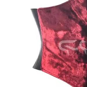 Ceinture corset vintage en velours rouge pour femme, corset cincher de style steampunk avec fermeture à fermoirs anciens - Product Image 3