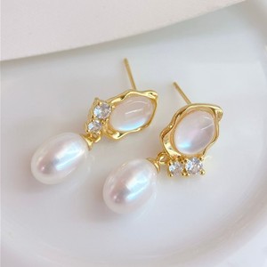 Boucles d'oreilles rétro métalliques de style français pour femmes, design simple, cool, haut de gamme, polyvalent et tendance, même style que 'Ins' - Product Image 3